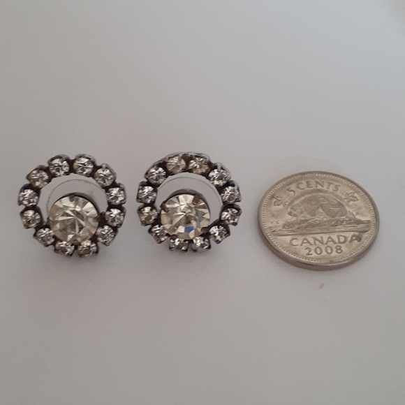 Austrian Crystal Earrings - Picture 4 of 5